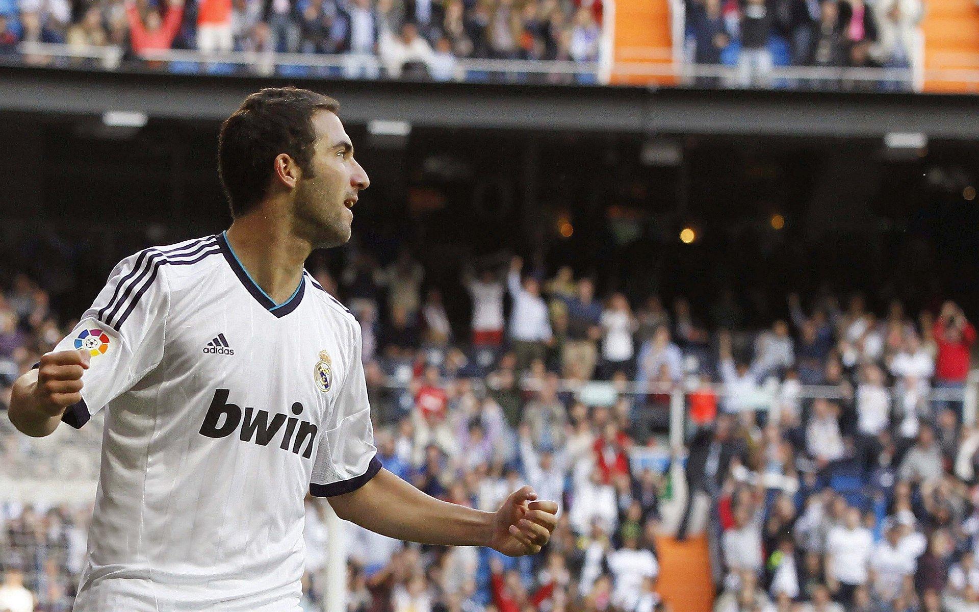 如此科皇，你怎能不爱—从替补到传奇，他的故事照亮绿茵场